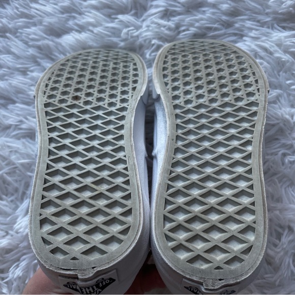 VANS Authentic True White Low Top Canvas Sneakers - Picture 10 of 12